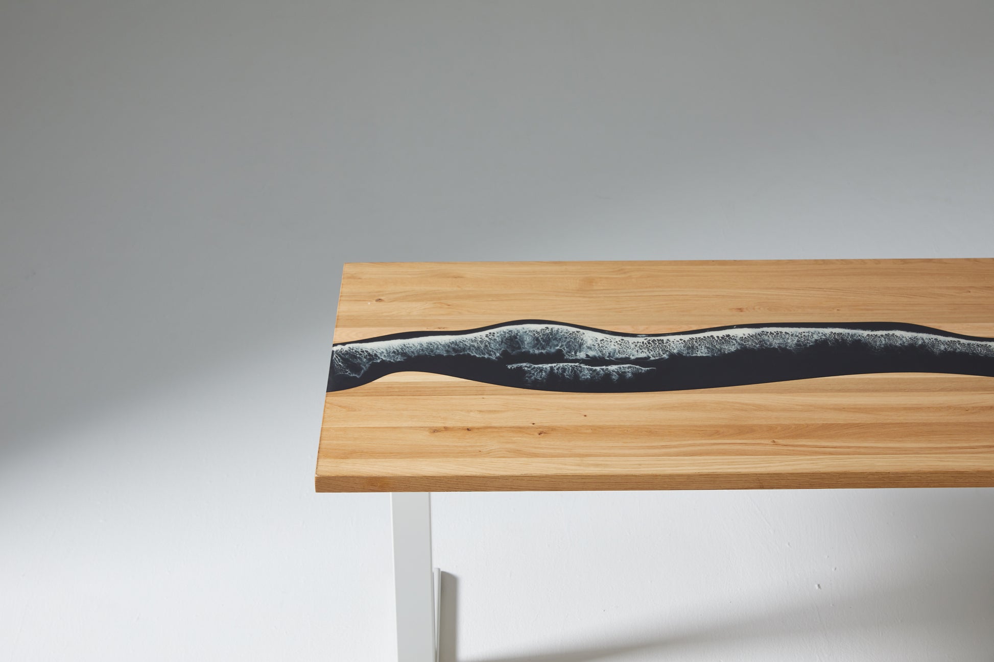 OAK_Epoxy_Standing_Desks_White2