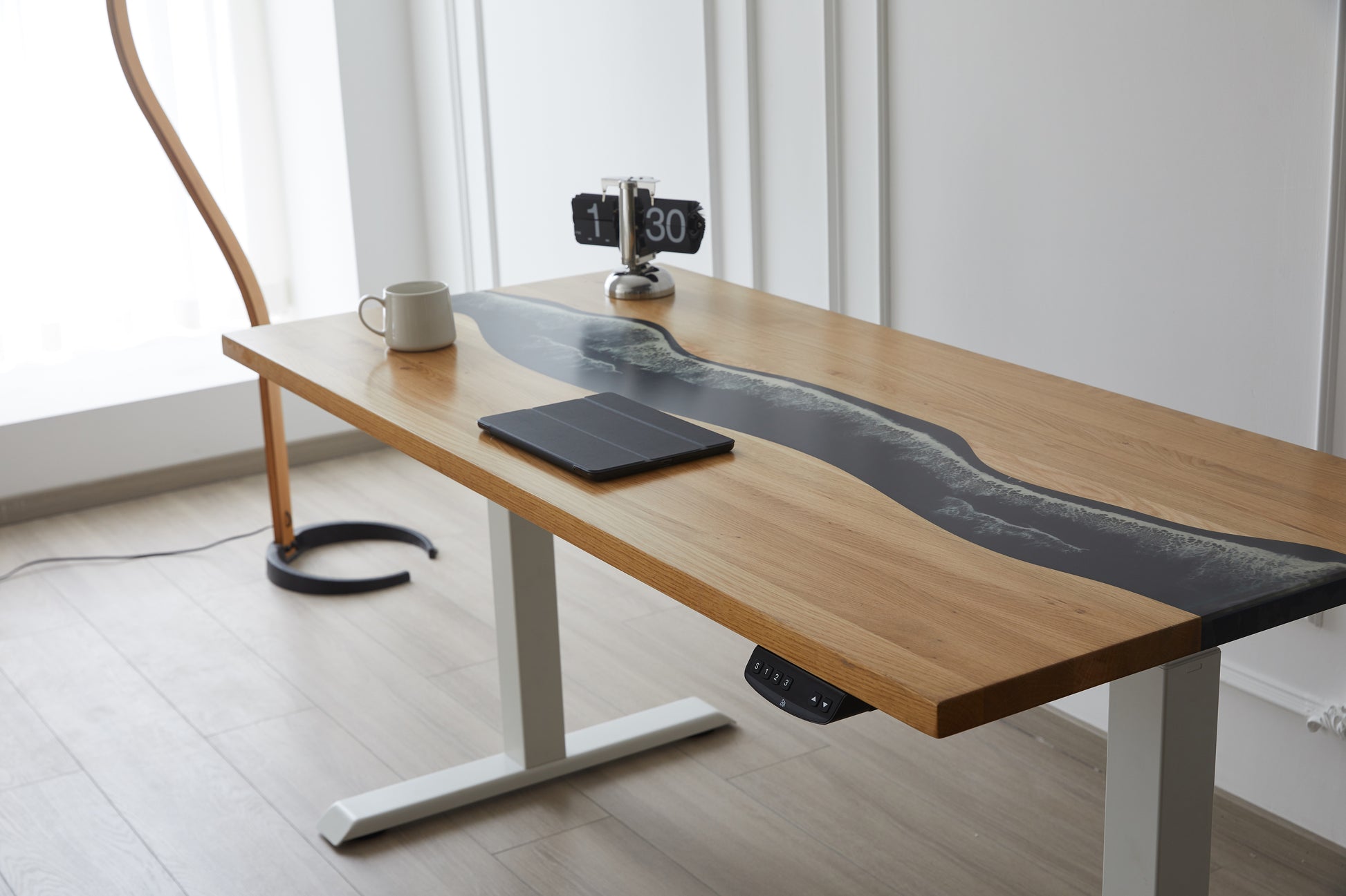 OAK_Epoxy_Standing_Desks_White4