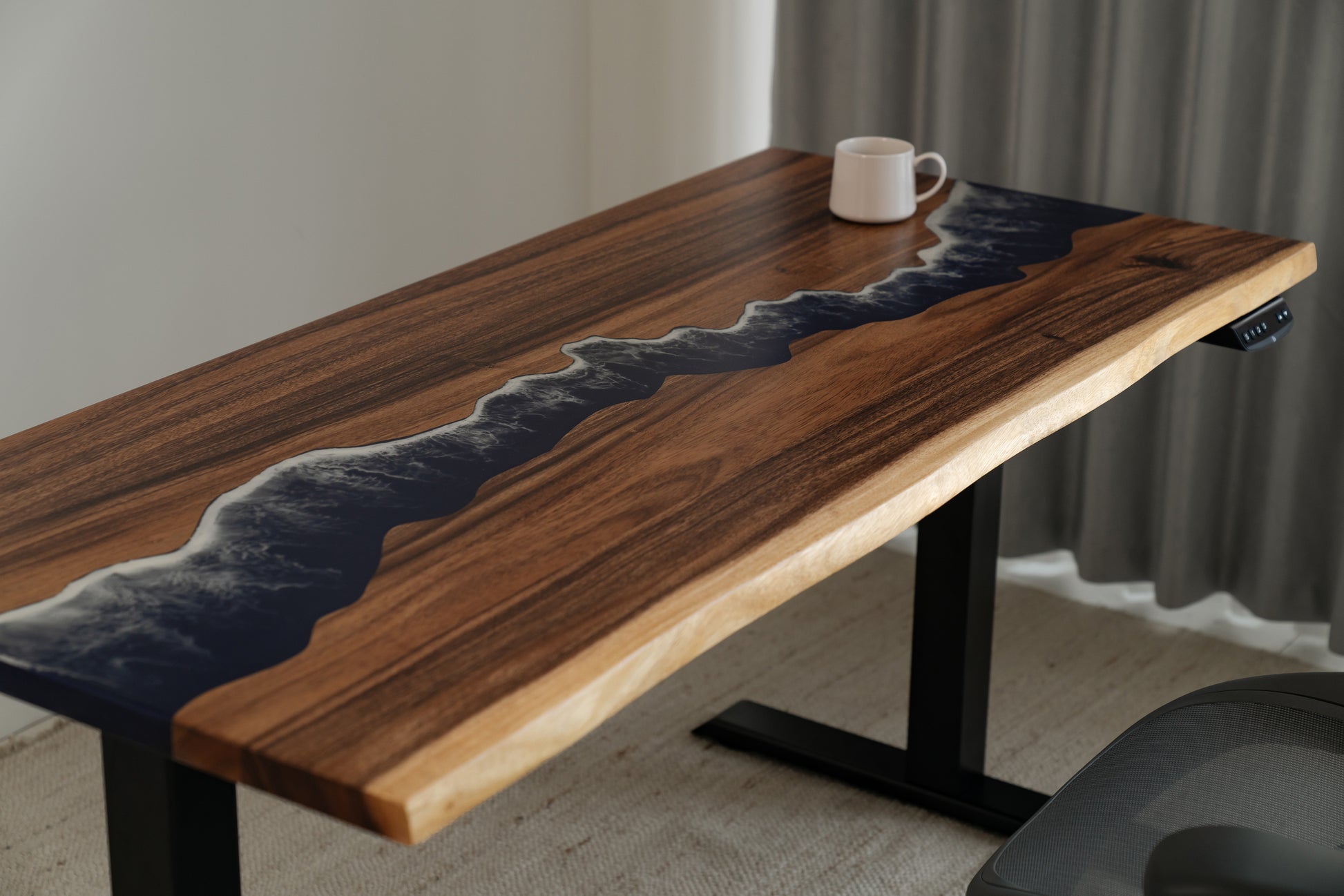 LiveEdgeEpoxySolidWood_White_SceneView8_ElephantDesks_CoastlineStandingDesk