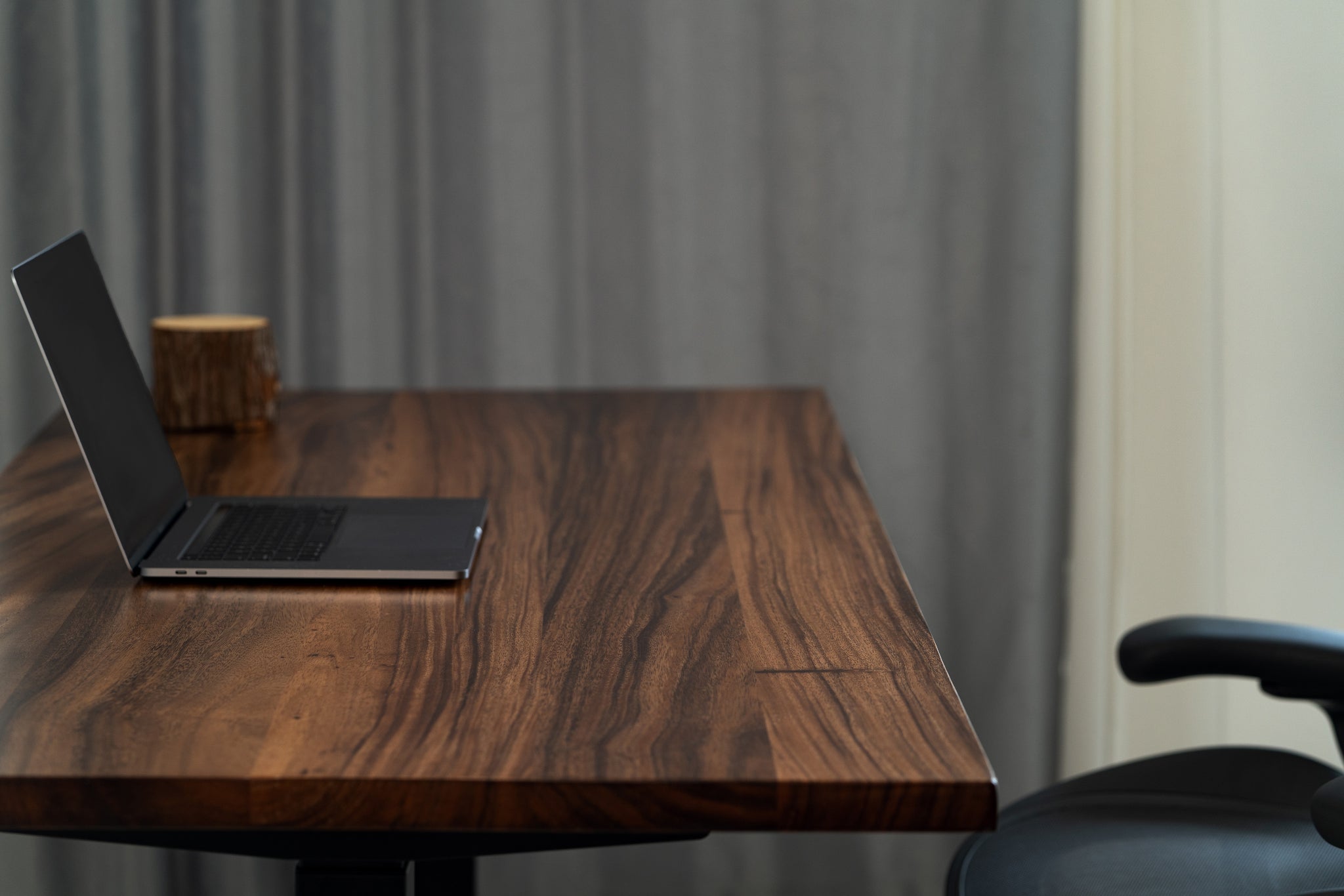 Elephant Desks Height Adjustable Standing Desk Abundance Series (S